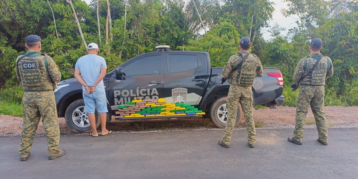 Polícia Militar apreende 60 quilos de cocaína na BR-364