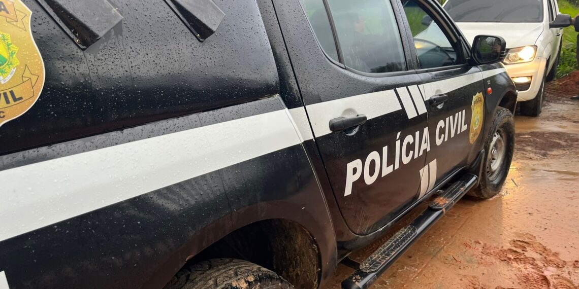 Casal do tráfico é preso em flagrante pela Polícia Civil em Cruzeiro do Sul